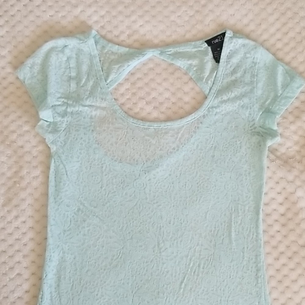 Rue21 short sleeved tee